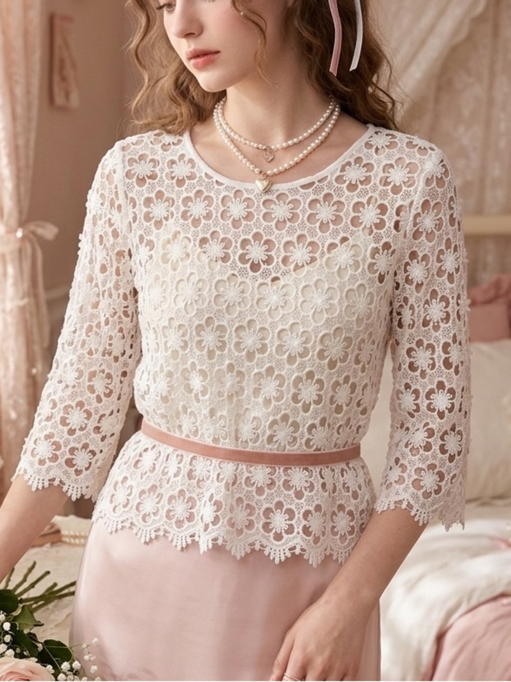 Coquette White Floral Crochet Lace Top in size Small, romantic, Y2K, whimsigoth
